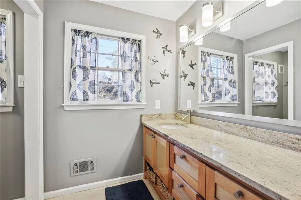 1125 Winding Creek Trail, Sandy Springs, Georgia 30328, 4 Bedrooms Bedrooms, ,3 BathroomsBathrooms,Residential,Sold,1125 Winding Creek Trail,7157886