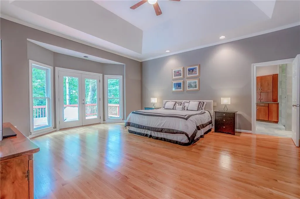 9 Wildwood Valley Ne, Sandy Springs, Georgia 30350, 5 Bedrooms Bedrooms, ,4 BathroomsBathrooms,Residential,Sold,9 Wildwood Valley Ne,6617046