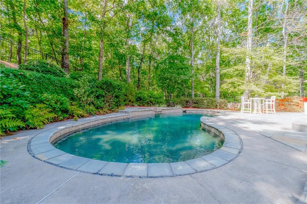 9 Wildwood Valley Ne, Sandy Springs, Georgia 30350, 5 Bedrooms Bedrooms, ,4 BathroomsBathrooms,Residential,Sold,9 Wildwood Valley Ne,6617046
