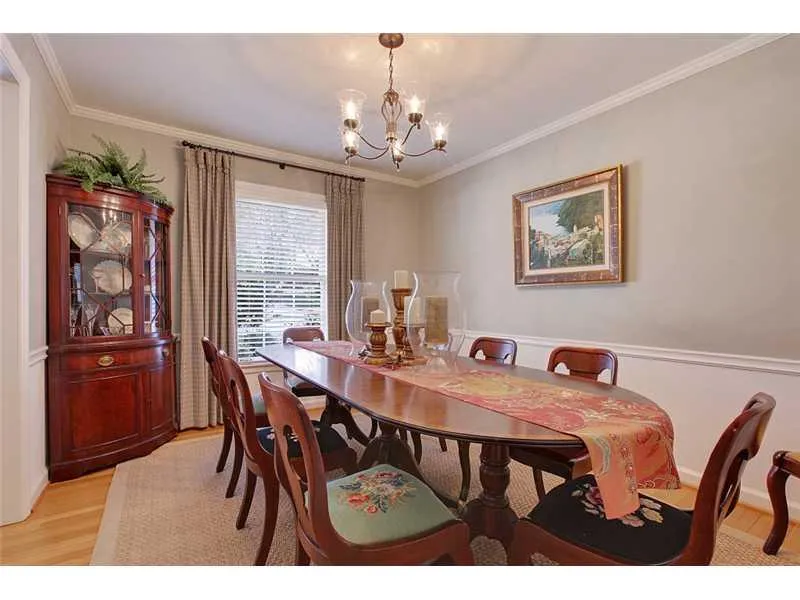 4670 Huntley Drive, Atlanta, Georgia 30342, 4 Bedrooms Bedrooms, ,2 BathroomsBathrooms,Residential,Sold,4670 Huntley Drive,5390758