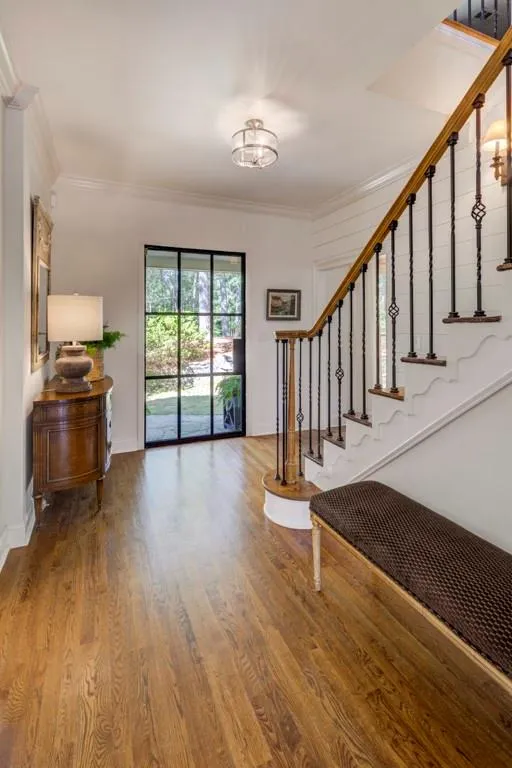 715 Tanglewood Trail, Sandy Springs, Georgia 30327, 4 Bedrooms Bedrooms, ,4 BathroomsBathrooms,Residential,Sold,715 Tanglewood Trail,7394839