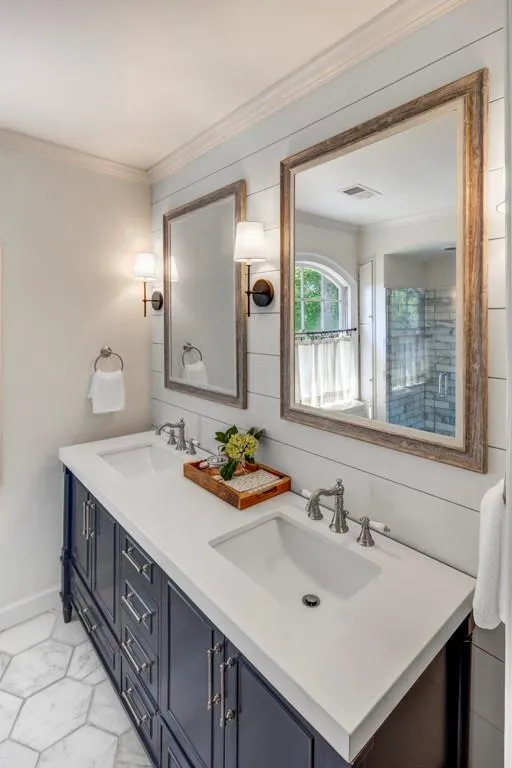 715 Tanglewood Trail, Sandy Springs, Georgia 30327, 4 Bedrooms Bedrooms, ,4 BathroomsBathrooms,Residential,Sold,715 Tanglewood Trail,7394839