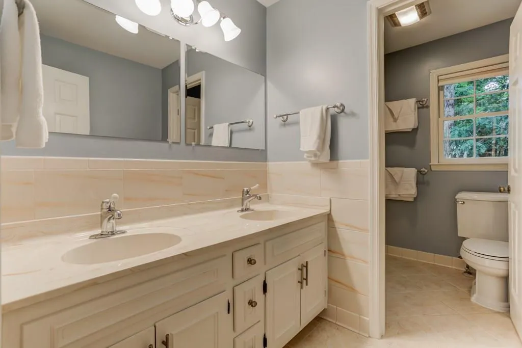 505 Tahoma Drive, Sandy Springs, Georgia 30350, 4 Bedrooms Bedrooms, ,3 BathroomsBathrooms,Residential,Sold,505 Tahoma Drive,6014381