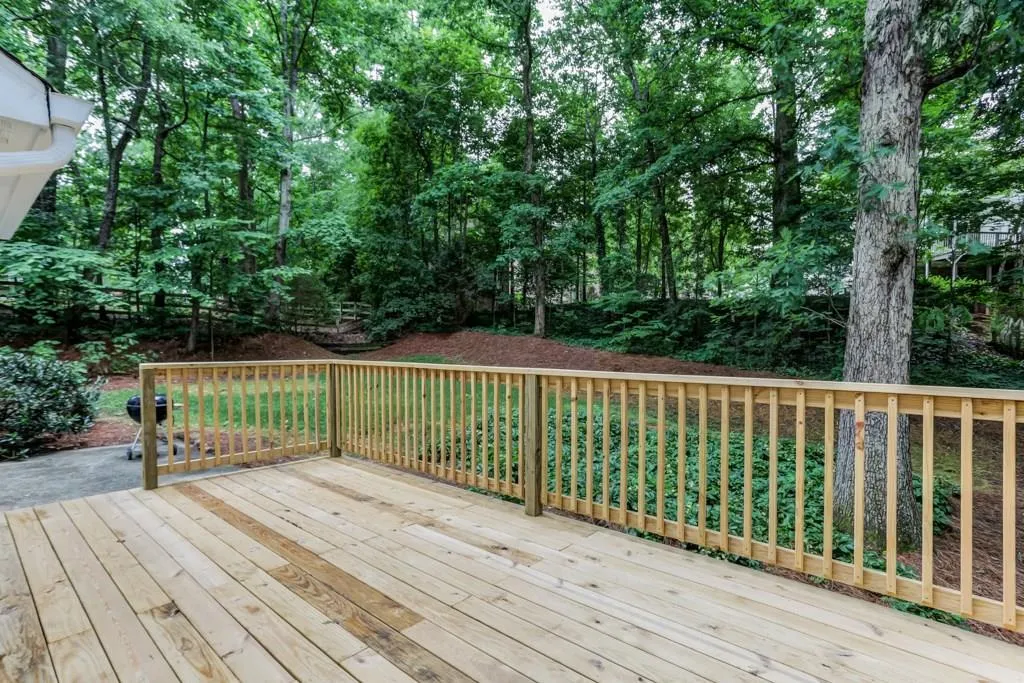 505 Tahoma Drive, Sandy Springs, Georgia 30350, 4 Bedrooms Bedrooms, ,3 BathroomsBathrooms,Residential,Sold,505 Tahoma Drive,6014381