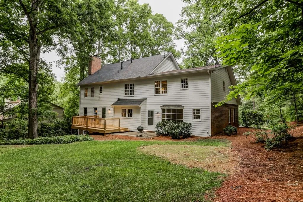 505 Tahoma Drive, Sandy Springs, Georgia 30350, 4 Bedrooms Bedrooms, ,3 BathroomsBathrooms,Residential,Sold,505 Tahoma Drive,6014381