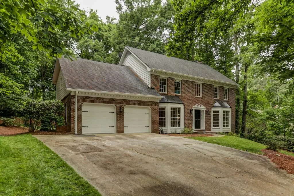 505 Tahoma Drive, Sandy Springs, Georgia 30350, 4 Bedrooms Bedrooms, ,3 BathroomsBathrooms,Residential,Sold,505 Tahoma Drive,6014381