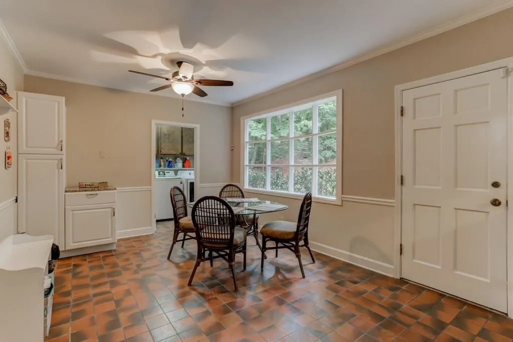 505 Tahoma Drive, Sandy Springs, Georgia 30350, 4 Bedrooms Bedrooms, ,3 BathroomsBathrooms,Residential,Sold,505 Tahoma Drive,6014381