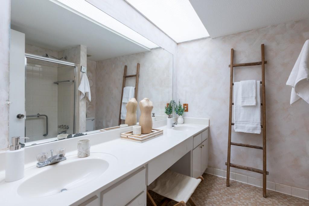 6851 Roswell Road Unit Q-30, Sandy Springs, Georgia 30328, 3 Bedrooms Bedrooms, ,2 BathroomsBathrooms,Residential,Sold,6851 Roswell Road Unit Q-30,7260291