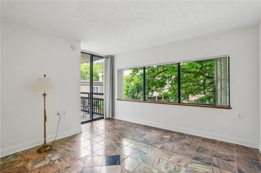 1130 Piedmont Avenue Ne Unit 402, Atlanta, Georgia 30309, 2 Bedrooms Bedrooms, ,2 BathroomsBathrooms,Residential,For Sale,1130 Piedmont Avenue Ne Unit 402,7591607