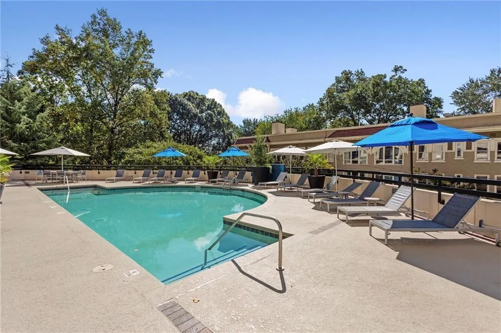 1130 Piedmont Avenue Ne Unit 402, Atlanta, Georgia 30309, 2 Bedrooms Bedrooms, ,2 BathroomsBathrooms,Residential,For Sale,1130 Piedmont Avenue Ne Unit 402,7591607