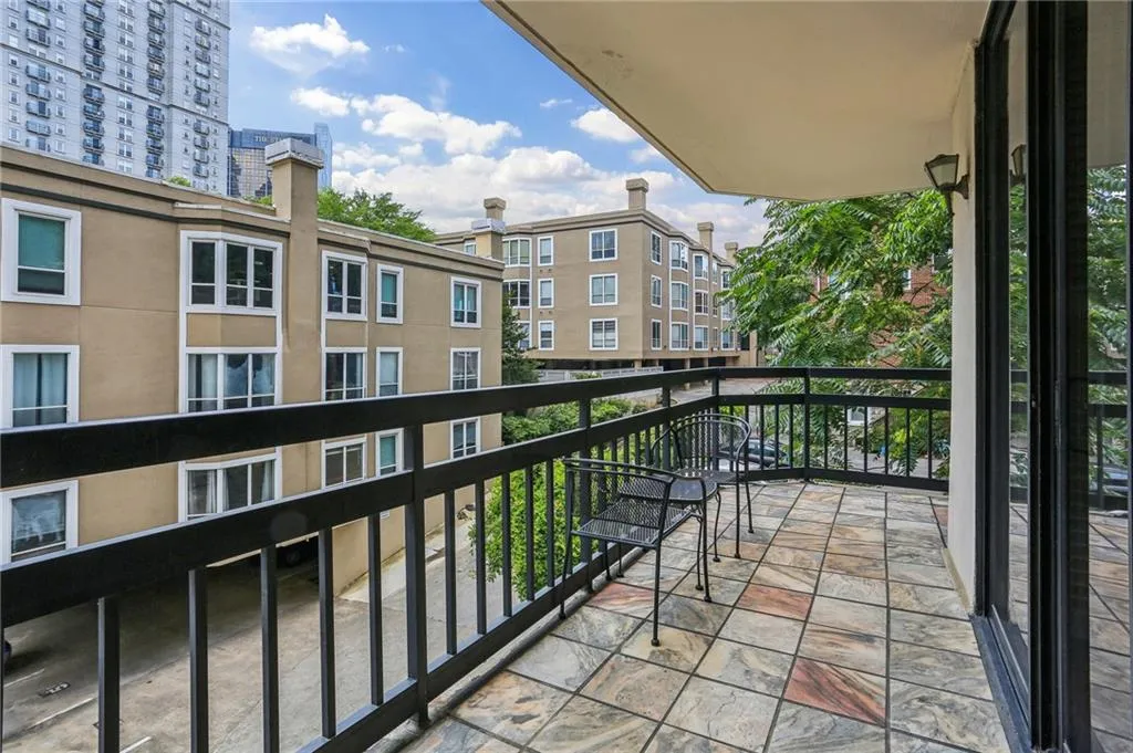 1130 Piedmont Avenue Ne Unit 402, Atlanta, Georgia 30309, 2 Bedrooms Bedrooms, ,2 BathroomsBathrooms,Residential,For Sale,1130 Piedmont Avenue Ne Unit 402,7591607