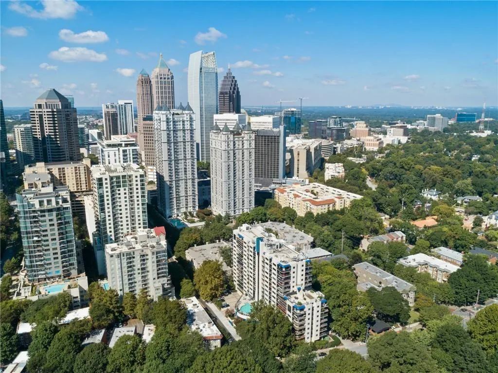 1130 Piedmont Avenue Ne Unit 402, Atlanta, Georgia 30309, 2 Bedrooms Bedrooms, ,2 BathroomsBathrooms,Residential,For Sale,1130 Piedmont Avenue Ne Unit 402,7591607