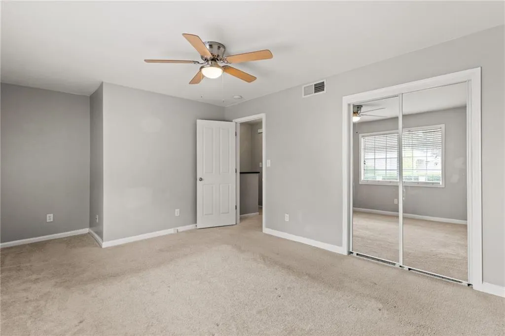 6940 Roswell Road Unit 9f, Sandy Springs, Georgia 30328, 2 Bedrooms Bedrooms, ,1 BathroomBathrooms,Residential,Sold,6940 Roswell Road Unit 9f,7229924