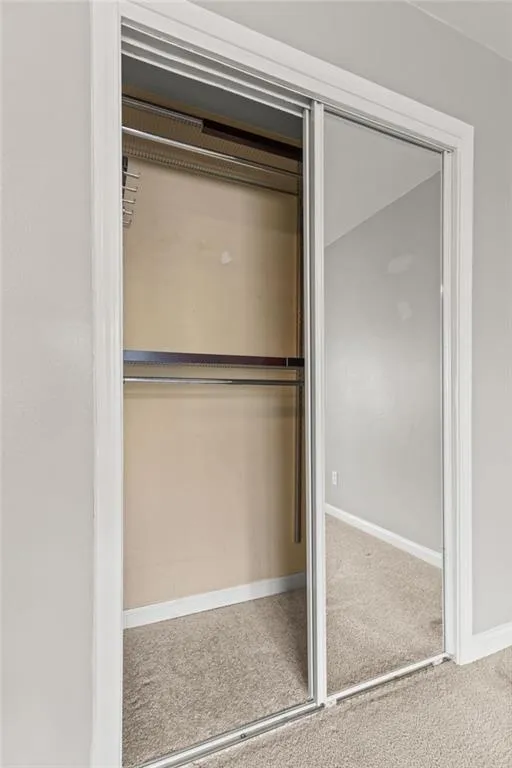 6940 Roswell Road Unit 9f, Sandy Springs, Georgia 30328, 2 Bedrooms Bedrooms, ,1 BathroomBathrooms,Residential,Sold,6940 Roswell Road Unit 9f,7229924