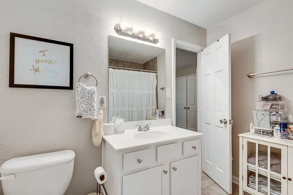 255 Winding River Drive Unit B, Sandy Springs, Georgia 30350, 2 Bedrooms Bedrooms, ,1 BathroomBathrooms,Residential,Sold,255 Winding River Drive Unit B,7105669