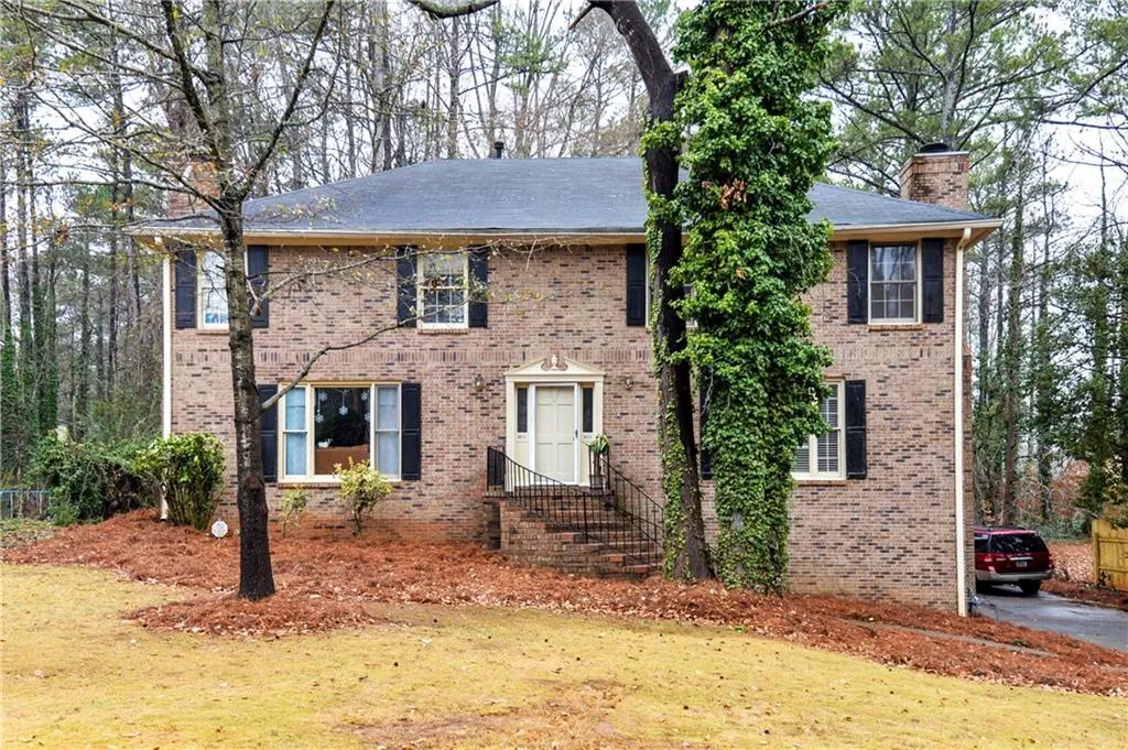 9013 Carroll Manor Drive, Sandy Springs, Georgia 30350, 2 Bedrooms Bedrooms, ,2 BathroomsBathrooms,Residential,Sold,9013 Carroll Manor Drive,5949710