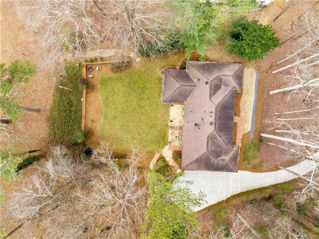 460 Huntcliff Green, Sandy Springs, Georgia 30350, 4 Bedrooms Bedrooms, ,3 BathroomsBathrooms,Residential,Sold,460 Huntcliff Green,7161938