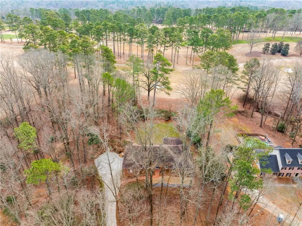 460 Huntcliff Green, Sandy Springs, Georgia 30350, 4 Bedrooms Bedrooms, ,3 BathroomsBathrooms,Residential,Sold,460 Huntcliff Green,7161938