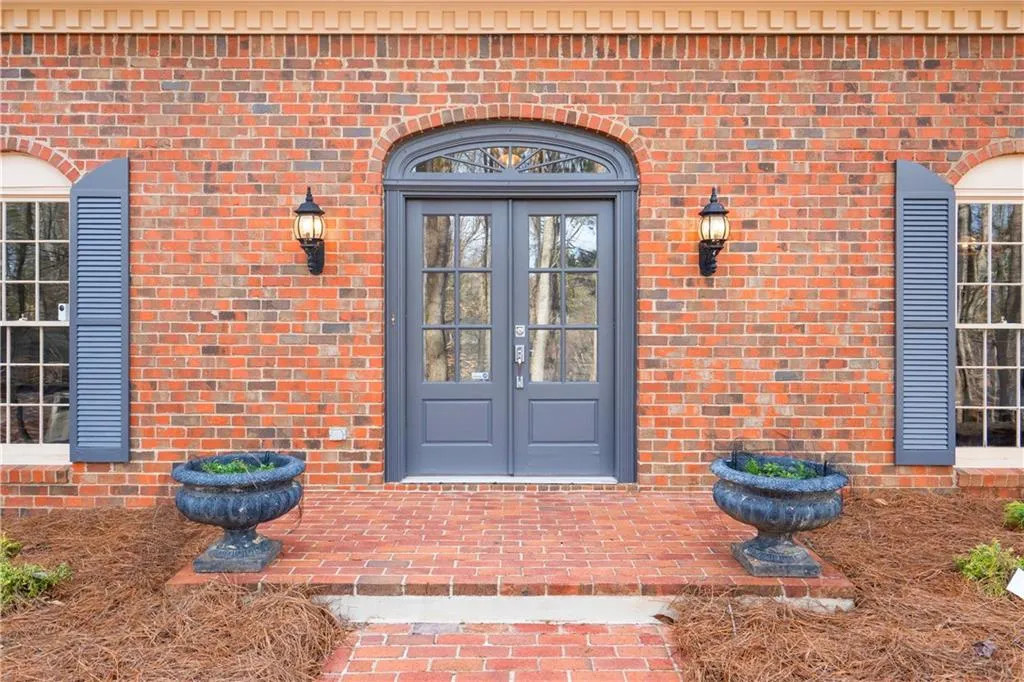 460 Huntcliff Green, Sandy Springs, Georgia 30350, 4 Bedrooms Bedrooms, ,3 BathroomsBathrooms,Residential,Sold,460 Huntcliff Green,7161938
