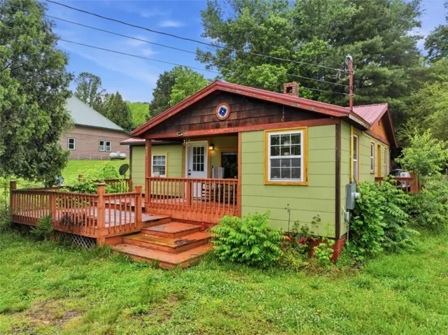 231 Ada Street, Blue Ridge, Georgia 30513