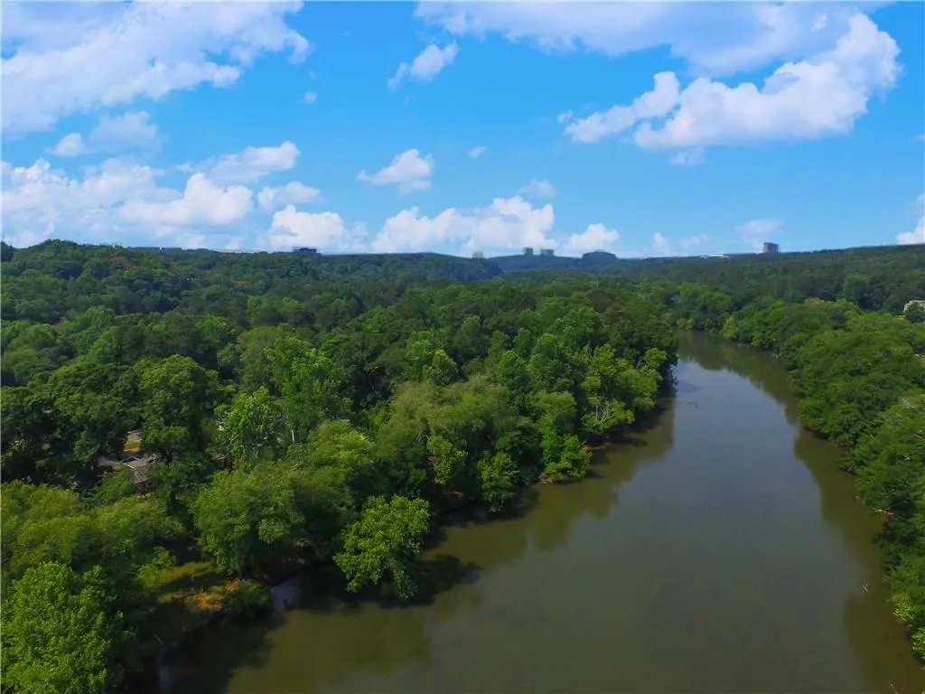 415 River Glen Trace, Sandy Springs, Georgia 30328, 5 Bedrooms Bedrooms, ,4 BathroomsBathrooms,Residential,Sold,415 River Glen Trace,5802849