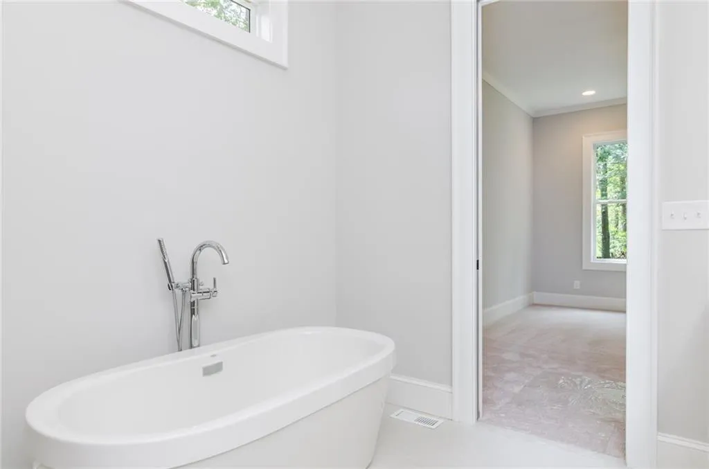 5800 Silver Lane, Sandy Springs, Georgia 30328, 6 Bedrooms Bedrooms, ,4 BathroomsBathrooms,Residential,Sold,5800 Silver Lane,5957699