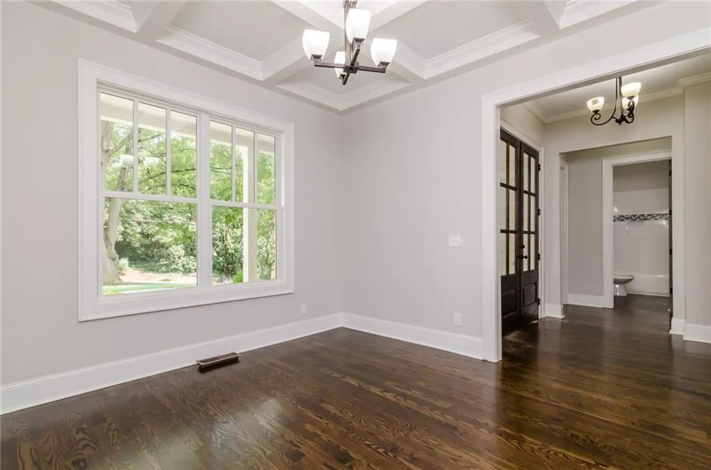 5800 Silver Lane, Sandy Springs, Georgia 30328, 6 Bedrooms Bedrooms, ,4 BathroomsBathrooms,Residential,Sold,5800 Silver Lane,5957699
