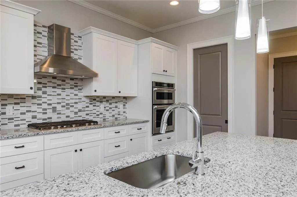 5800 Silver Lane, Sandy Springs, Georgia 30328, 6 Bedrooms Bedrooms, ,4 BathroomsBathrooms,Residential,Sold,5800 Silver Lane,5957699