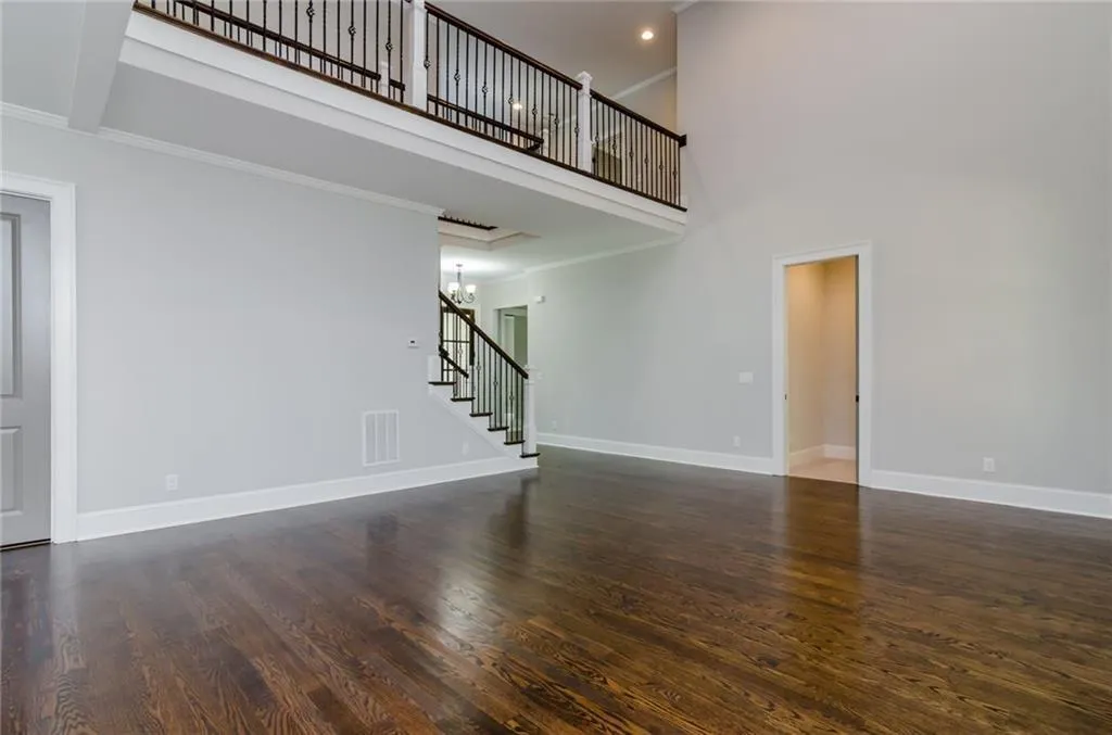 5800 Silver Lane, Sandy Springs, Georgia 30328, 6 Bedrooms Bedrooms, ,4 BathroomsBathrooms,Residential,Sold,5800 Silver Lane,5957699