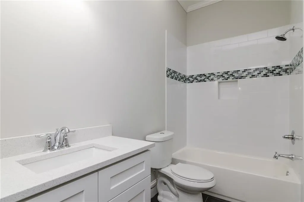 5800 Silver Lane, Sandy Springs, Georgia 30328, 6 Bedrooms Bedrooms, ,4 BathroomsBathrooms,Residential,Sold,5800 Silver Lane,5957699