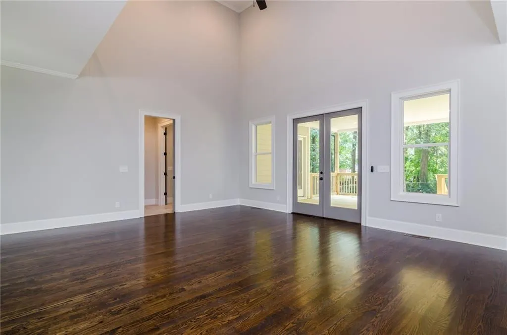 5800 Silver Lane, Sandy Springs, Georgia 30328, 6 Bedrooms Bedrooms, ,4 BathroomsBathrooms,Residential,Sold,5800 Silver Lane,5957699