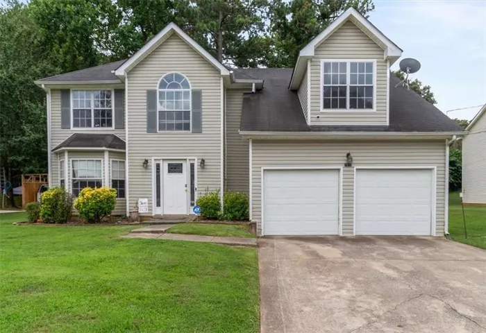 7071 Deshon Hills Lane, Lithonia, Georgia 30058