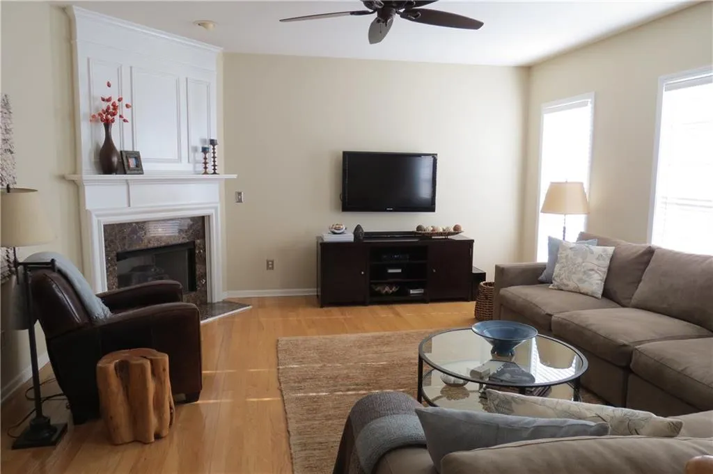 4852 Payson Terrace Se Unit 2, Atlanta, Georgia 30339, 4 Bedrooms Bedrooms, ,2 BathroomsBathrooms,Residential,Sold,4852 Payson Terrace Se Unit 2,5842981
