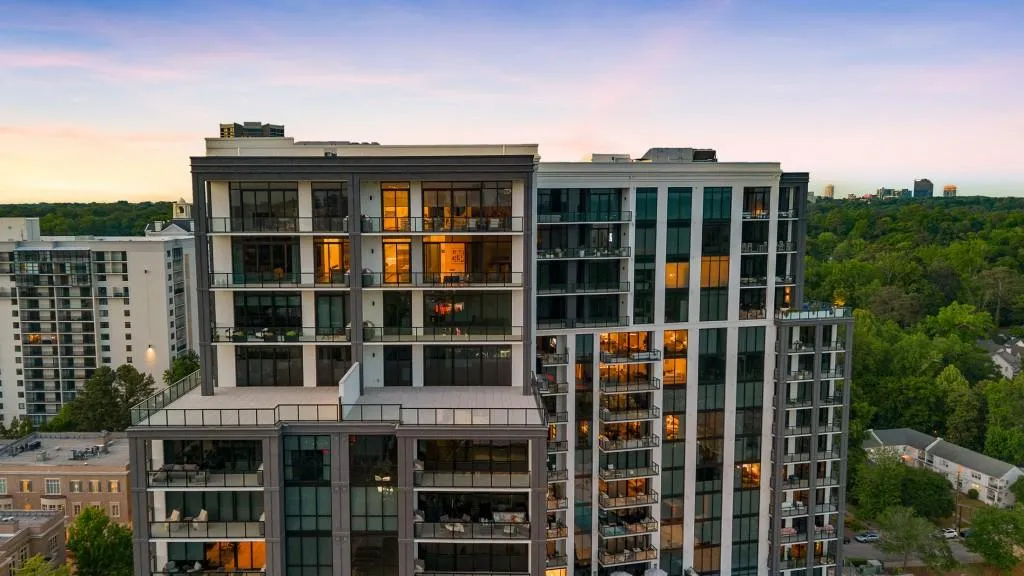 2425 Peachtree Road Ne Unit 1705, Atlanta, Georgia 30305, 3 Bedrooms Bedrooms, 0 ,3 BathroomsBathrooms,Residential,For Sale,2425 Peachtree Road Ne Unit 1705,7763500