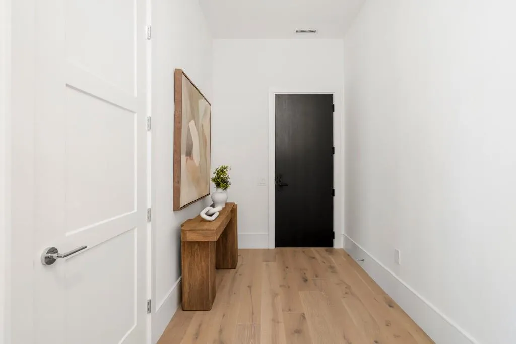 2425 Peachtree Road Ne Unit 1705, Atlanta, Georgia 30305, 3 Bedrooms Bedrooms, 0 ,3 BathroomsBathrooms,Residential,For Sale,2425 Peachtree Road Ne Unit 1705,7763500