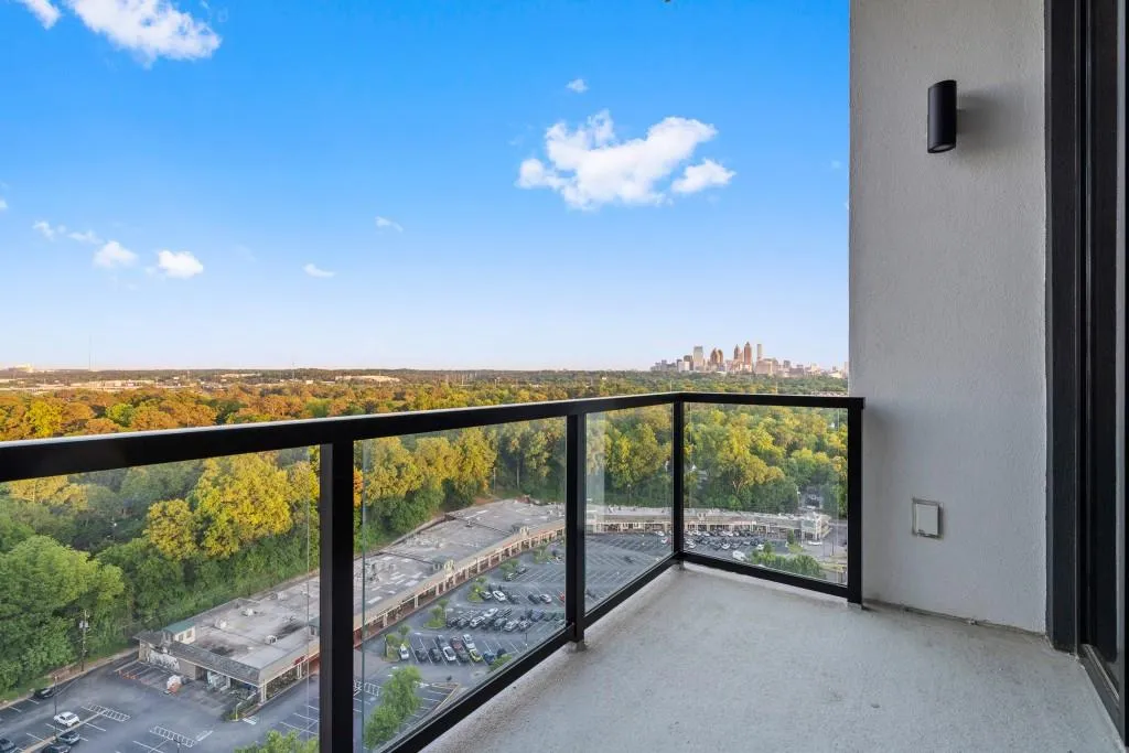 2425 Peachtree Road Ne Unit 1705, Atlanta, Georgia 30305, 3 Bedrooms Bedrooms, 0 ,3 BathroomsBathrooms,Residential,For Sale,2425 Peachtree Road Ne Unit 1705,7763500