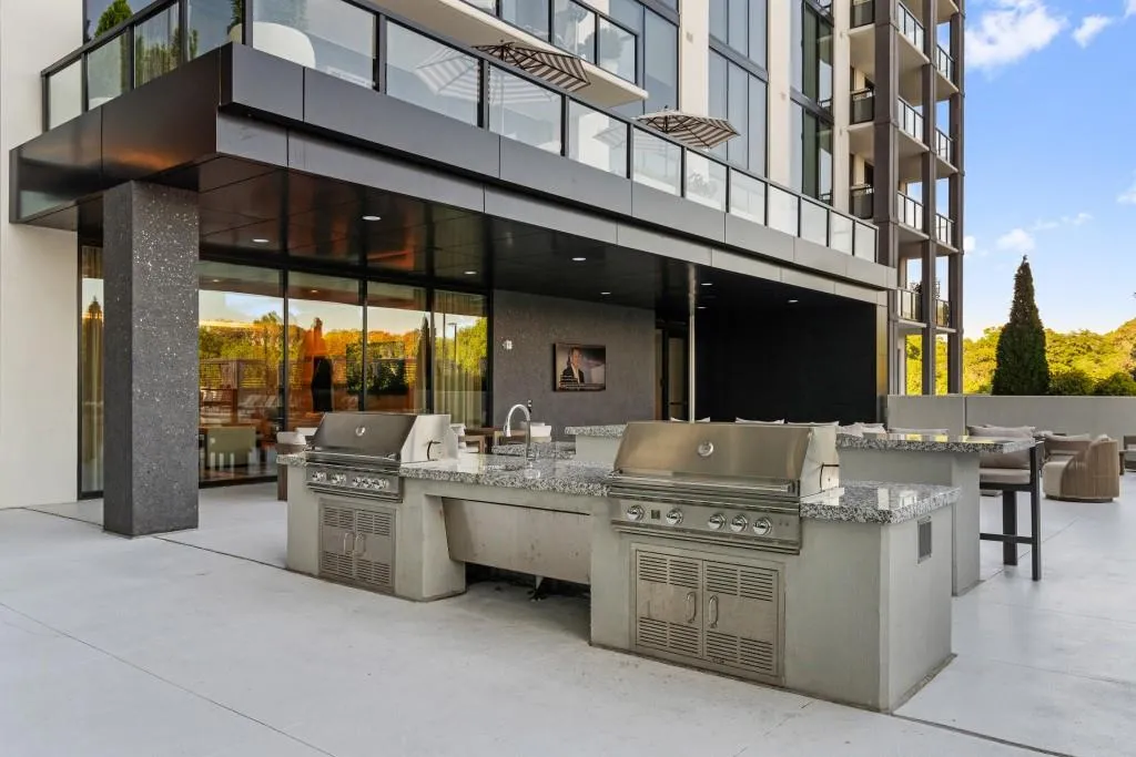 2425 Peachtree Road Ne Unit 1705, Atlanta, Georgia 30305, 3 Bedrooms Bedrooms, 0 ,3 BathroomsBathrooms,Residential,For Sale,2425 Peachtree Road Ne Unit 1705,7763500