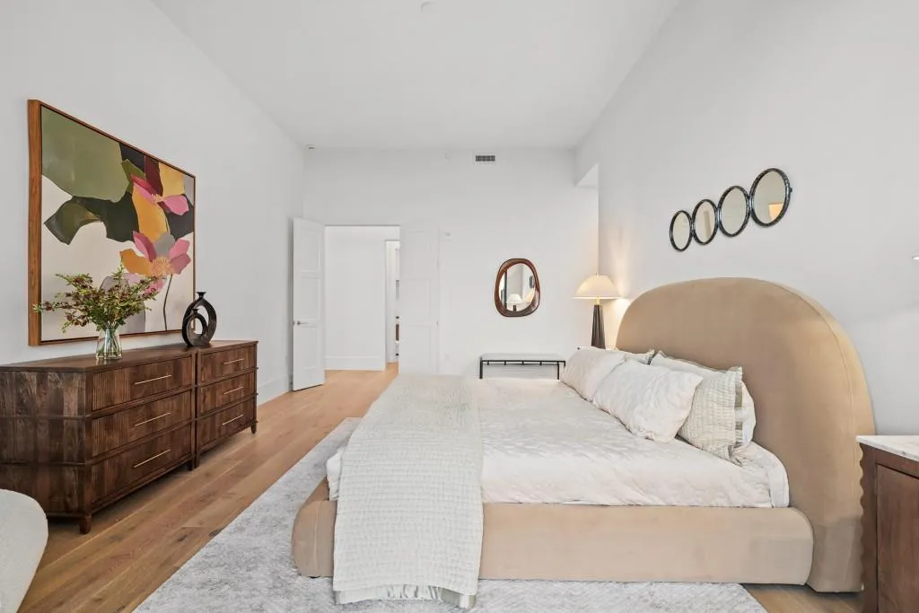 2425 Peachtree Road Ne Unit 1705, Atlanta, Georgia 30305, 3 Bedrooms Bedrooms, 0 ,3 BathroomsBathrooms,Residential,For Sale,2425 Peachtree Road Ne Unit 1705,7763500