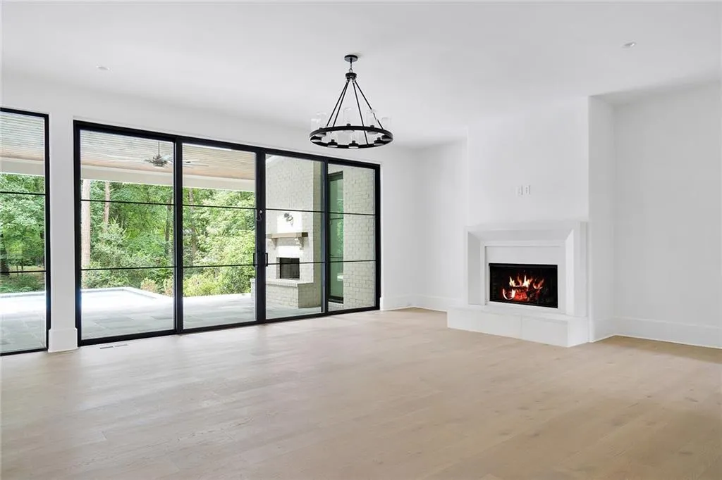 5110 Marbury, Sandy Springs, Georgia 30327, 6 Bedrooms Bedrooms, ,6 BathroomsBathrooms,Residential,Sold,5110 Marbury,6856782