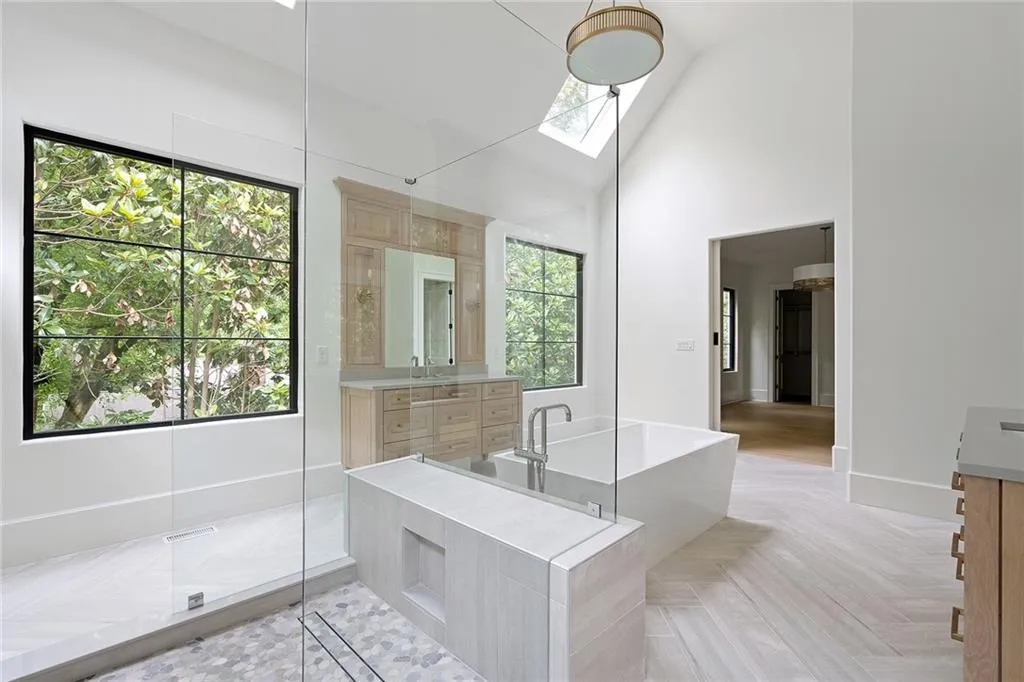 5110 Marbury, Sandy Springs, Georgia 30327, 6 Bedrooms Bedrooms, ,6 BathroomsBathrooms,Residential,Sold,5110 Marbury,6856782