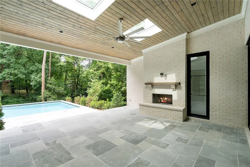 5110 Marbury, Sandy Springs, Georgia 30327, 6 Bedrooms Bedrooms, ,6 BathroomsBathrooms,Residential,Sold,5110 Marbury,6856782