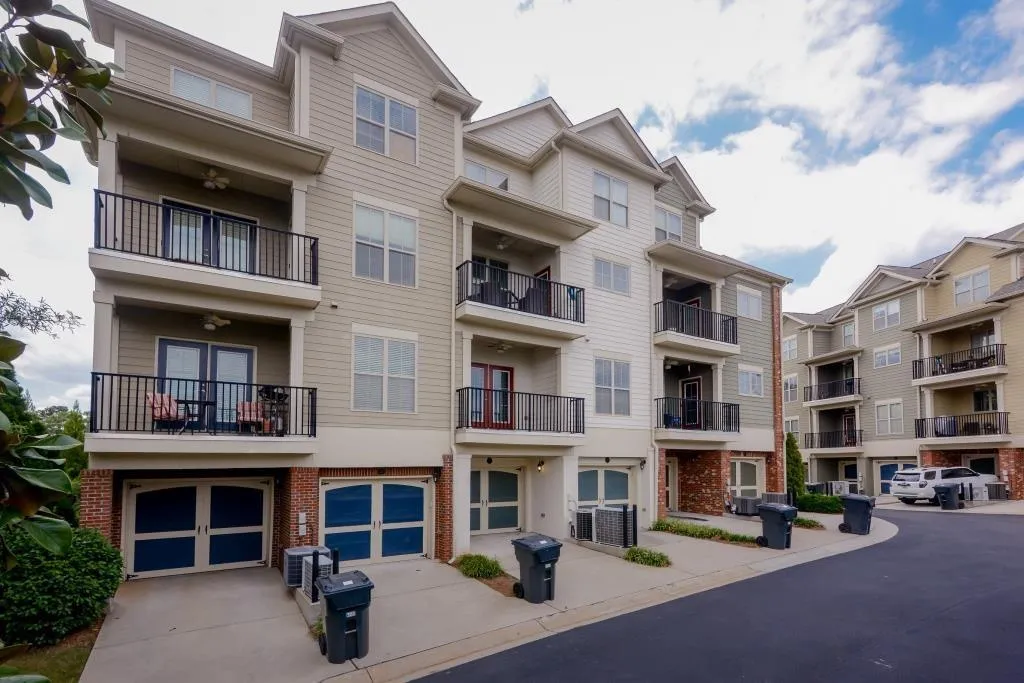 325 Le Gran Bend, Atlanta, Georgia 30328, 2 Bedrooms Bedrooms, ,2 BathroomsBathrooms,Residential,Sold,325 Le Gran Bend,5738596