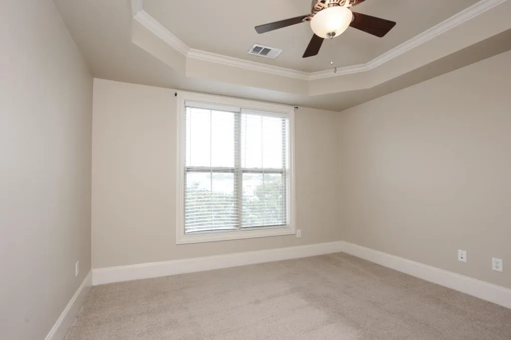 325 Le Gran Bend, Atlanta, Georgia 30328, 2 Bedrooms Bedrooms, ,2 BathroomsBathrooms,Residential,Sold,325 Le Gran Bend,5738596
