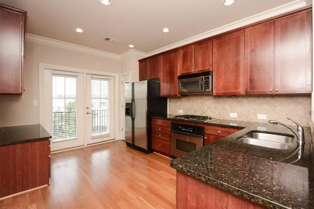 325 Le Gran Bend, Atlanta, Georgia 30328, 2 Bedrooms Bedrooms, ,2 BathroomsBathrooms,Residential,Sold,325 Le Gran Bend,5738596 325 Le Gran Bend, Atlanta, Georgia 30328, 2 Bedrooms Bedrooms, ,2 BathroomsBathrooms,Residential,Sold,325 Le Gran Bend,5738596