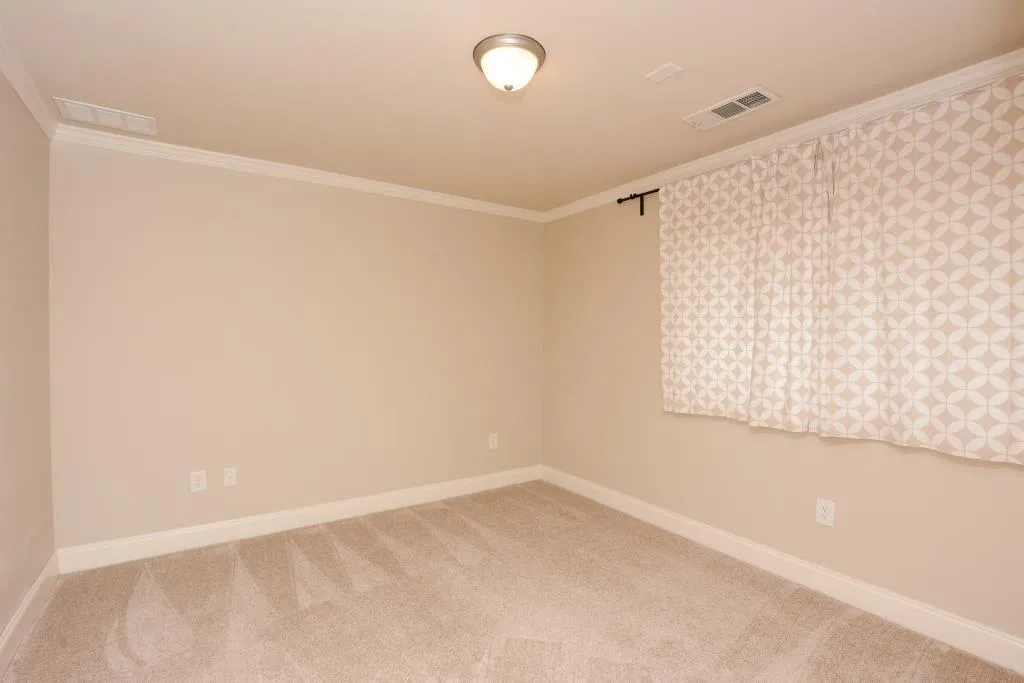 325 Le Gran Bend, Atlanta, Georgia 30328, 2 Bedrooms Bedrooms, ,2 BathroomsBathrooms,Residential,Sold,325 Le Gran Bend,5738596