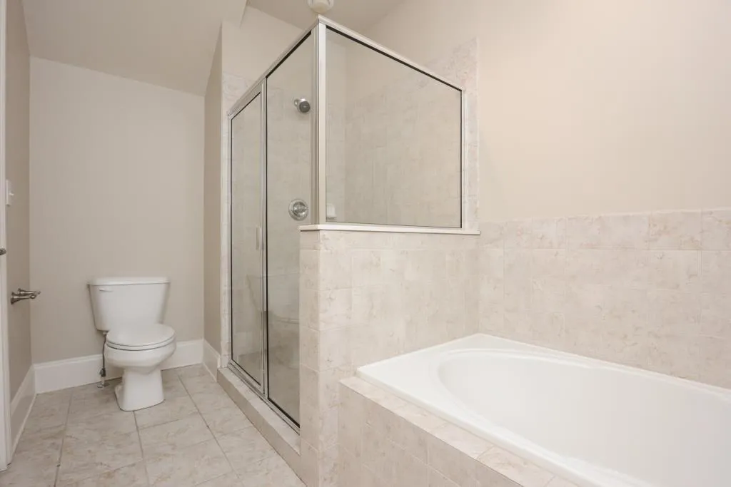 325 Le Gran Bend, Atlanta, Georgia 30328, 2 Bedrooms Bedrooms, ,2 BathroomsBathrooms,Residential,Sold,325 Le Gran Bend,5738596