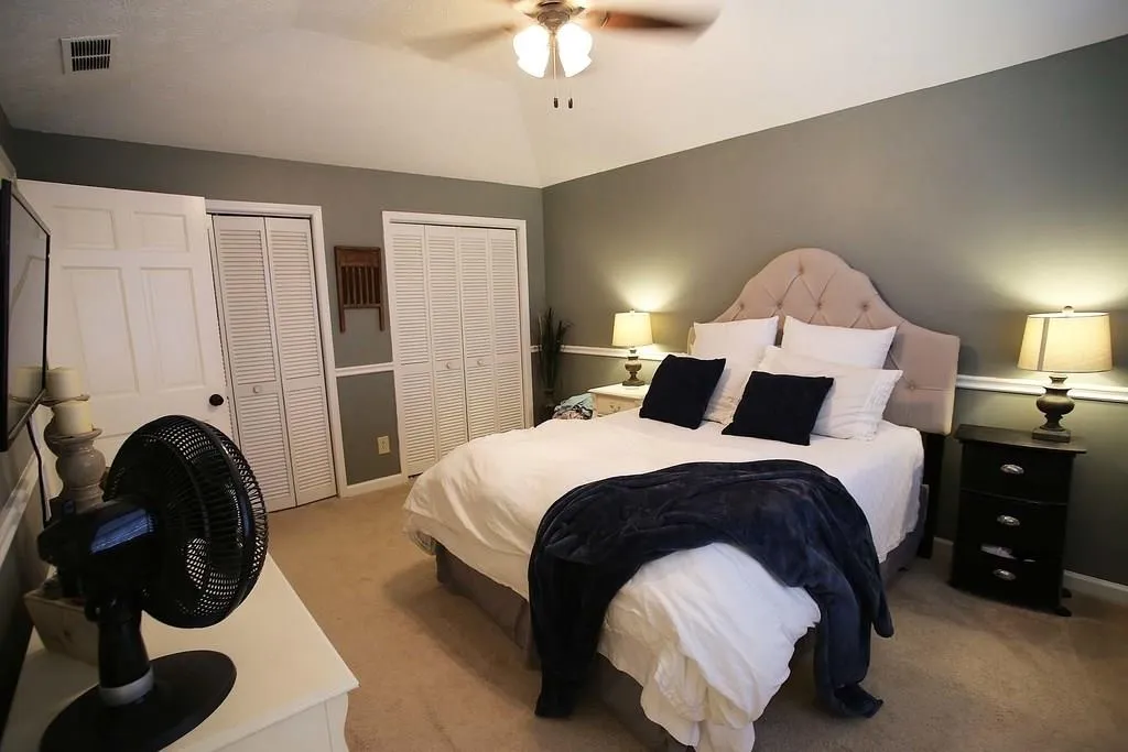 8950 Carroll Manor Drive, Dunwoody, Georgia 30350, 3 Bedrooms Bedrooms, ,2 BathroomsBathrooms,Residential,Sold,8950 Carroll Manor Drive,6120175