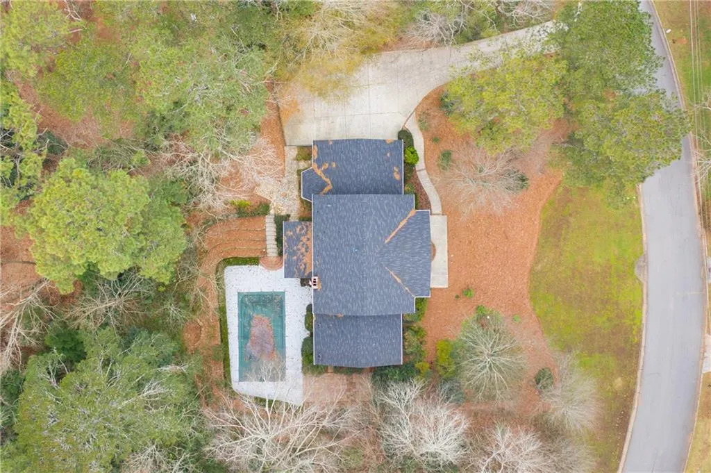 1879 Old Dominion Drive, Sandy Springs, Georgia 30350, 6 Bedrooms Bedrooms, ,4 BathroomsBathrooms,Residential,Sold,1879 Old Dominion Drive,6817697