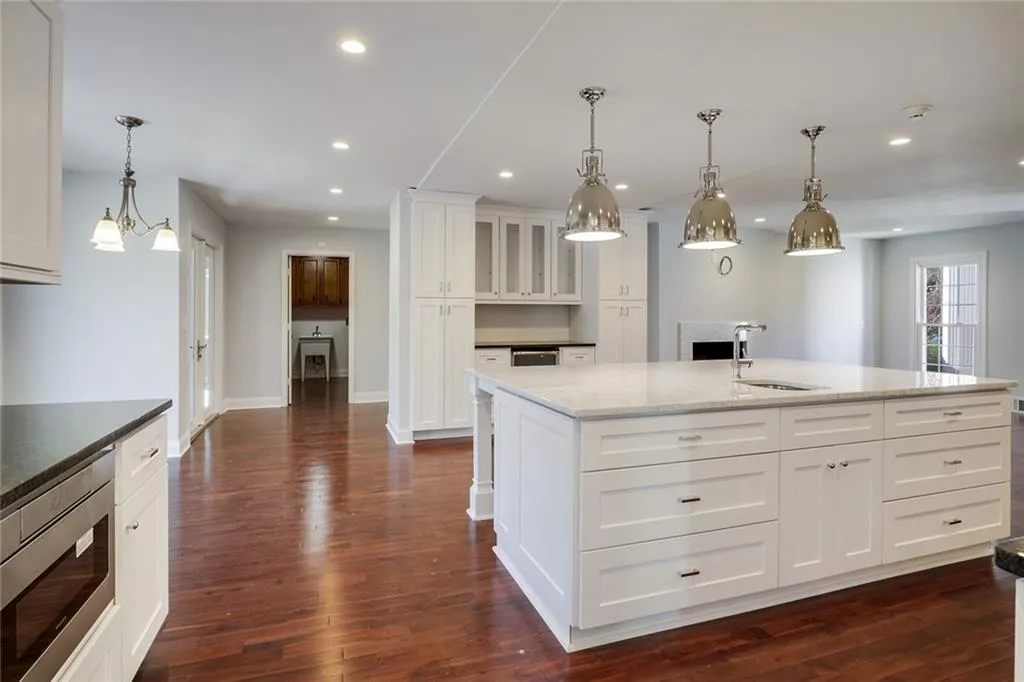 7535 Chaparral Drive, Atlanta, Georgia 30350, 5 Bedrooms Bedrooms, ,3 BathroomsBathrooms,Residential,Sold,7535 Chaparral Drive,5625383