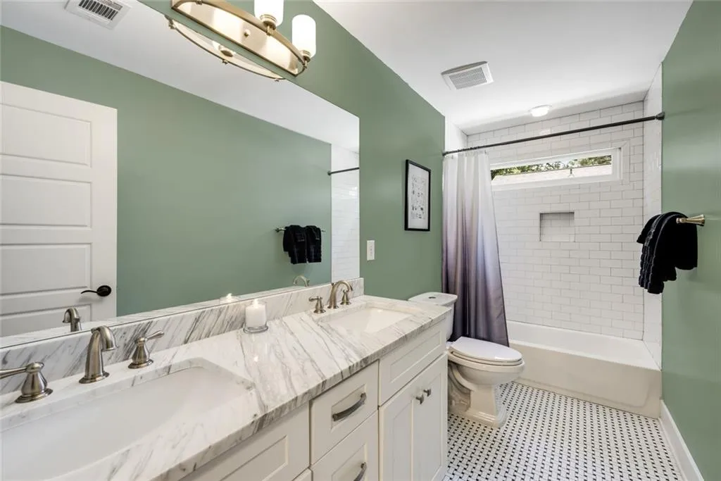 974 Rice Street Nw, Atlanta, Georgia 30318, 3 Bedrooms Bedrooms, ,2 BathroomsBathrooms,Residential,For Sale,974 Rice Street Nw,7625538